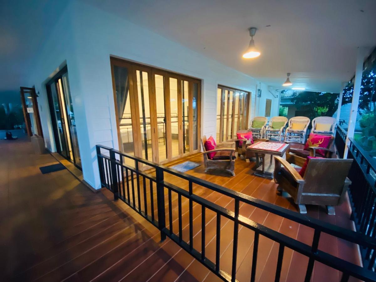 Hotel Jardin De Mangue Pak Chong Esterno foto
