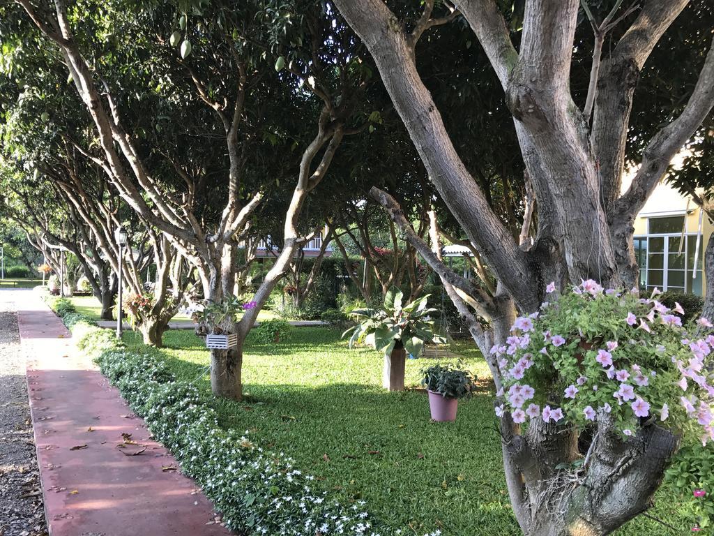 Hotel Jardin De Mangue Pak Chong Esterno foto